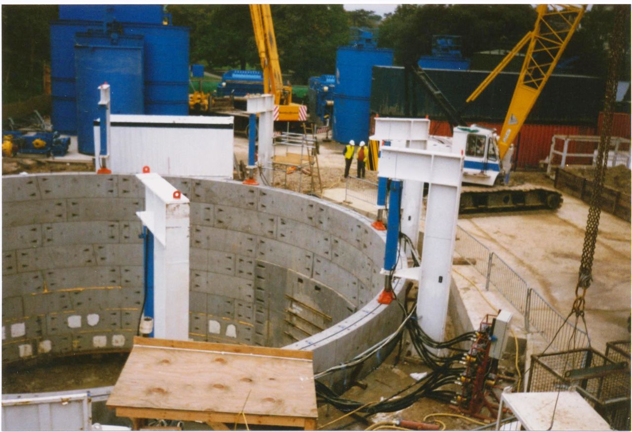 File:002.jpg