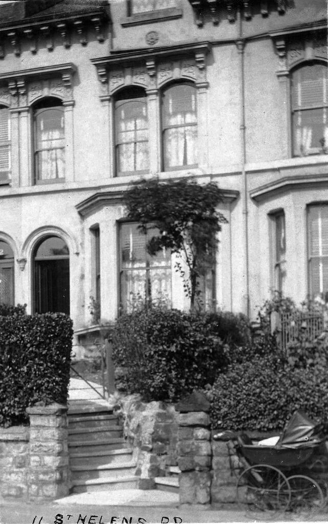 File:11-St-Helens-Road-1918.jpg