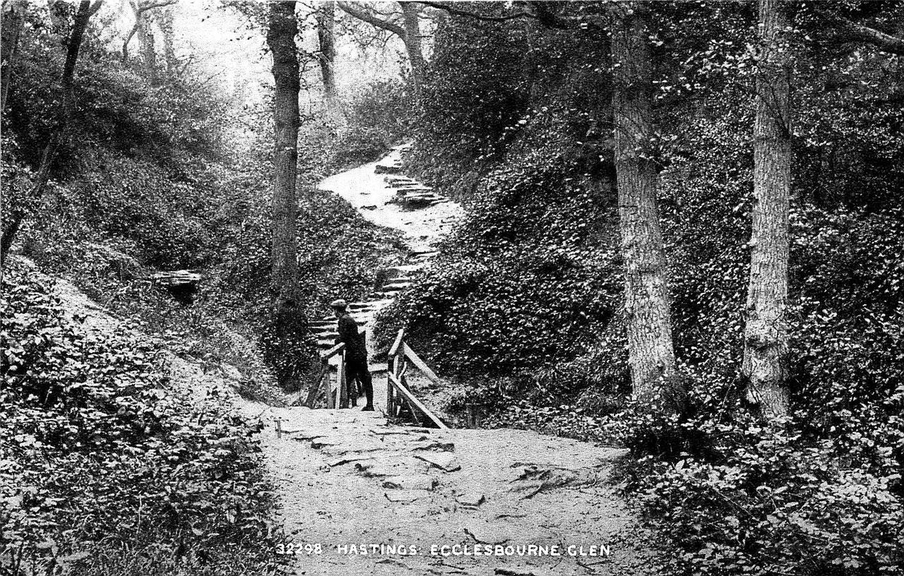 File:1903-Ecclesbourne-Glen.jpg