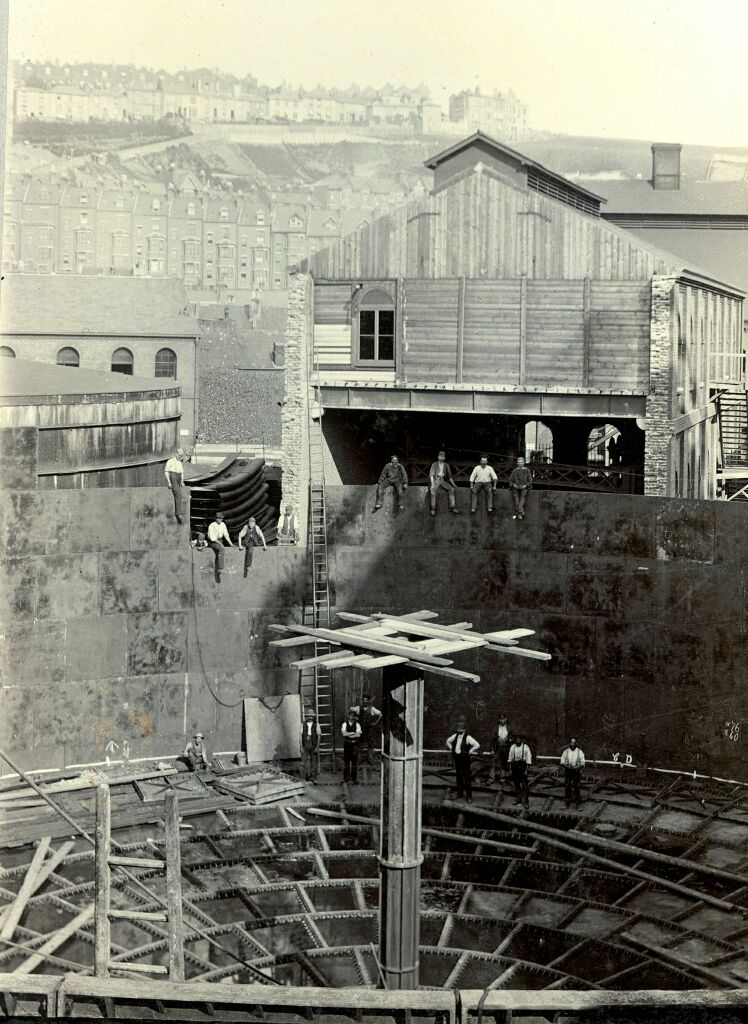 File:9-2.jpg