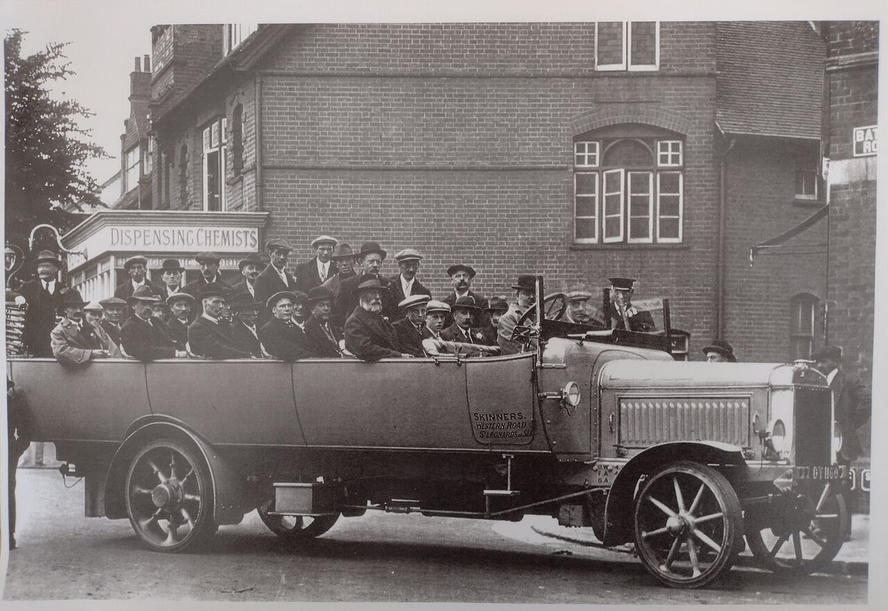 File:Arthur Blackman Firm's Annual Outing 1920s.jpg
