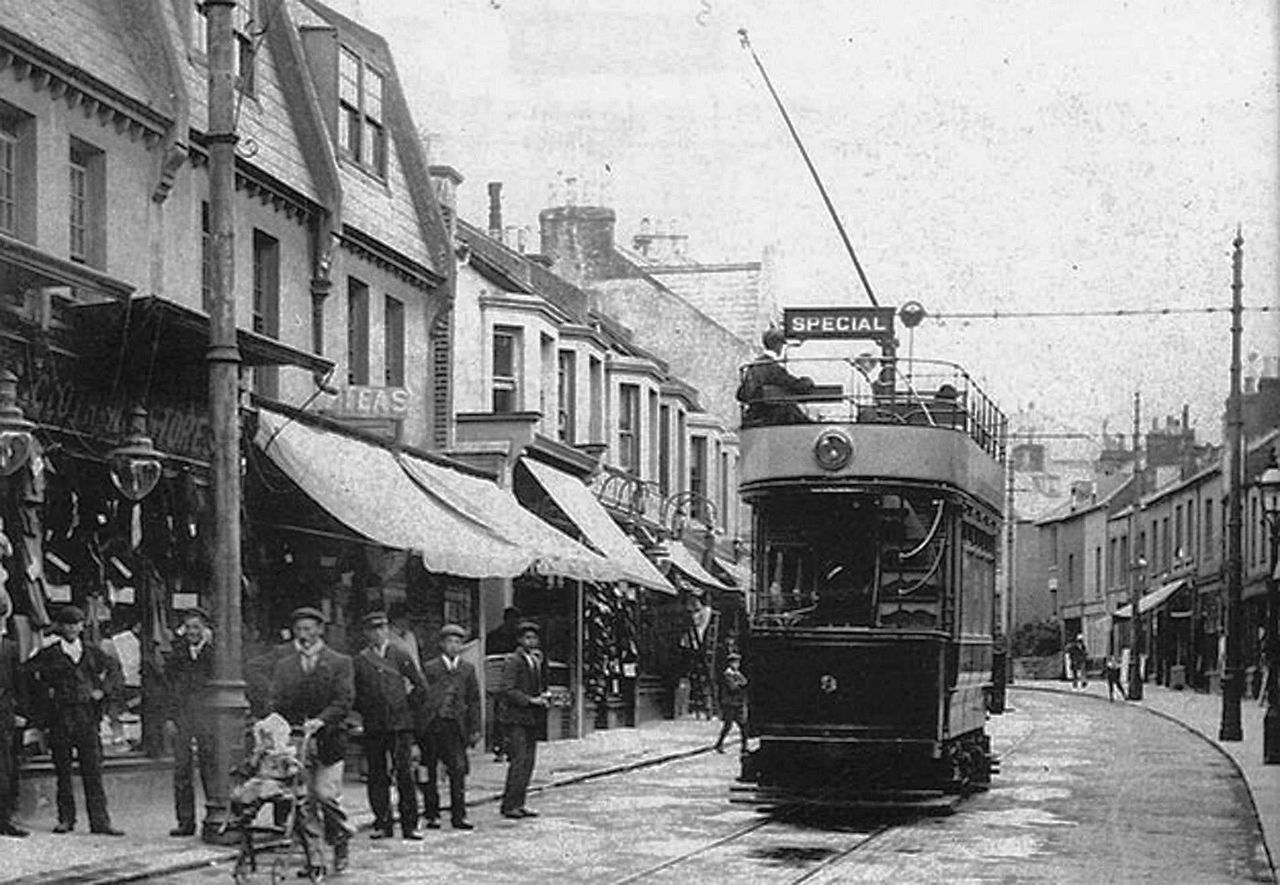 File:Bohemia-Road.-1910.-7.jpg