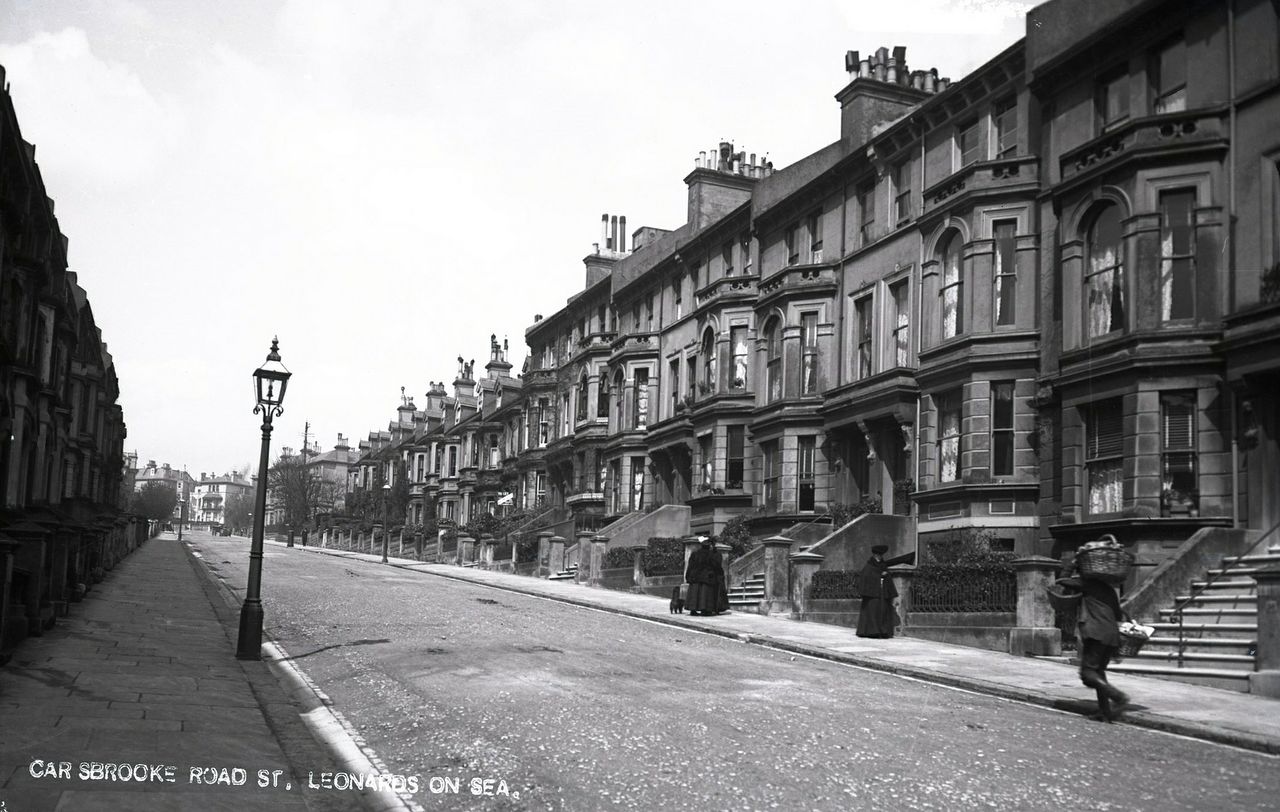 File:Carisbrooke-Road.-1906..jpg