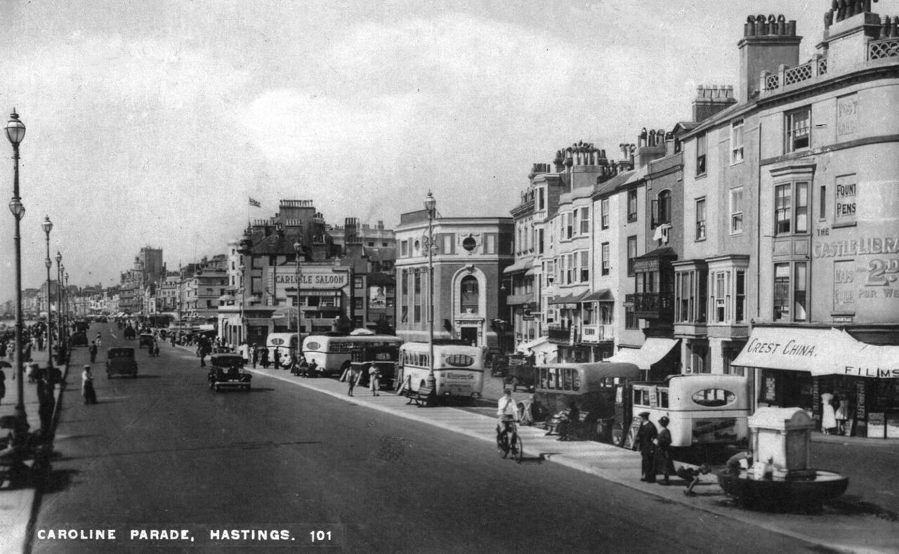 File:Caroline-Parade.jpg