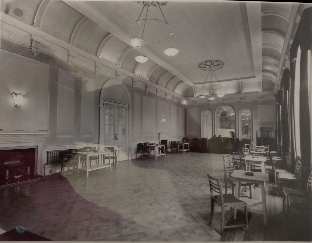 File:CastleBallroom c1960.jpg