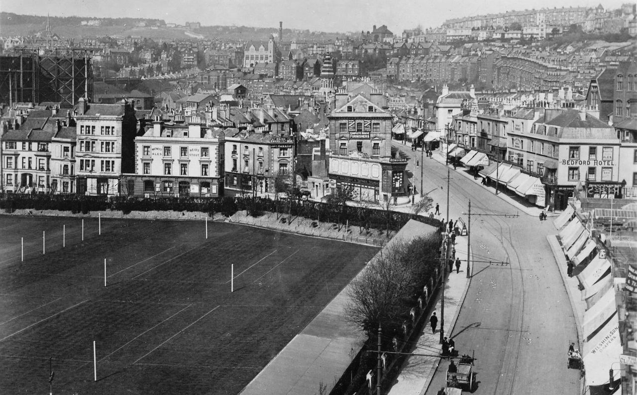 File:Central-recreation-ground-in-Queens-Road.-1908..jpg