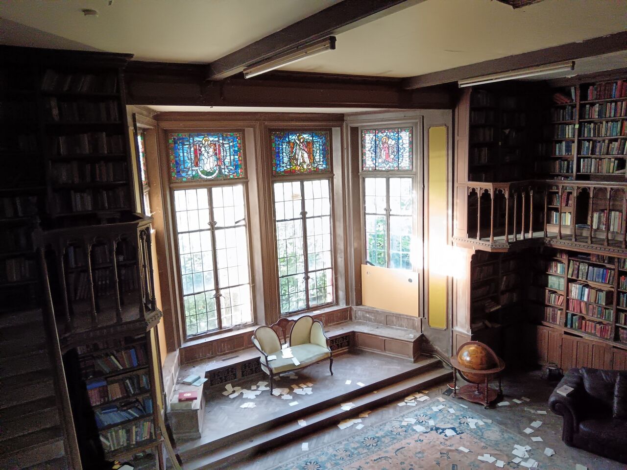 File:Convent Library window.jpg