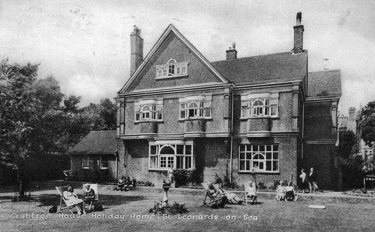 File:Crabtree-House-Archery-Road.-1935.jpg