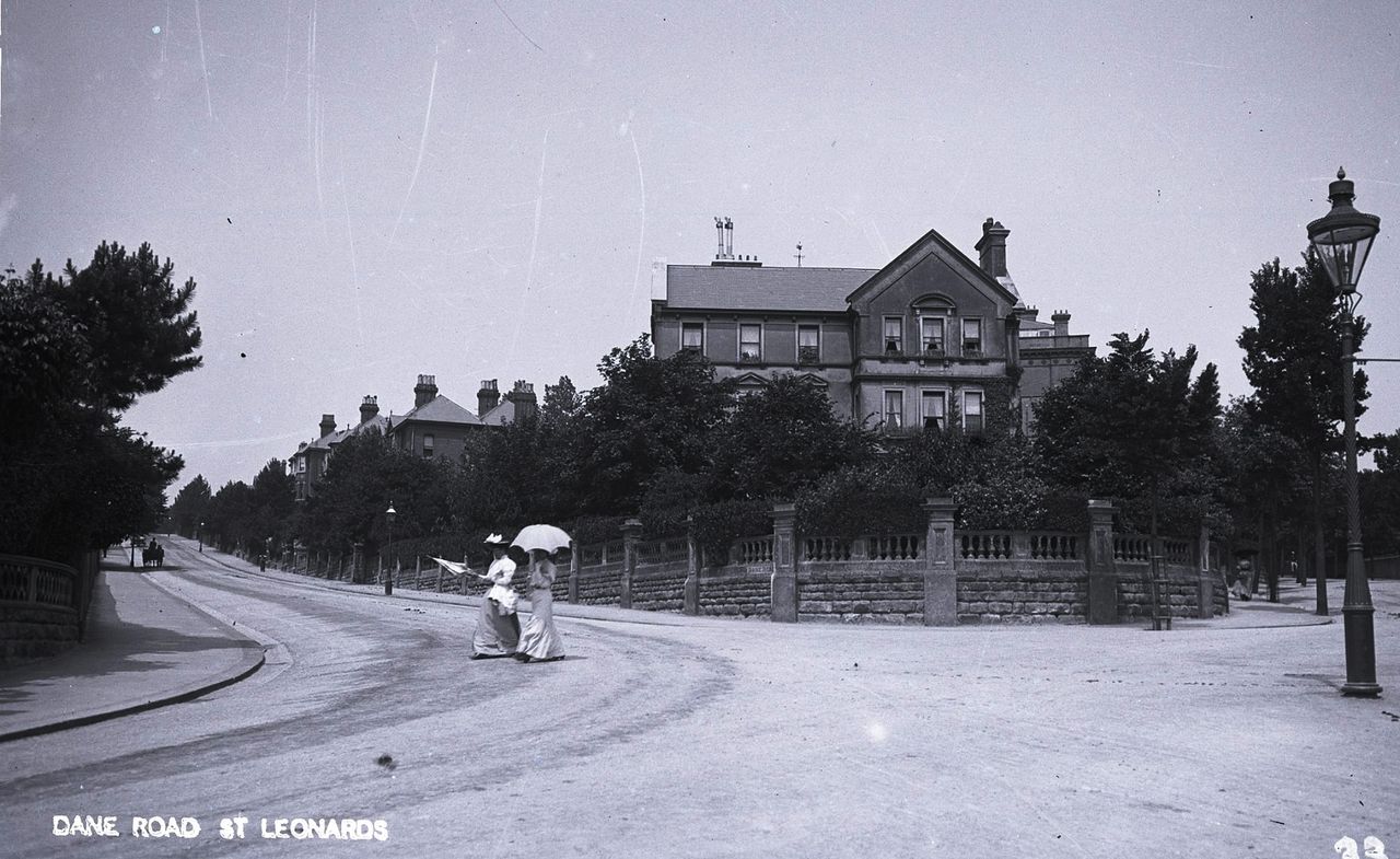 File:Dane-Road-St-Leonards-1905..jpg