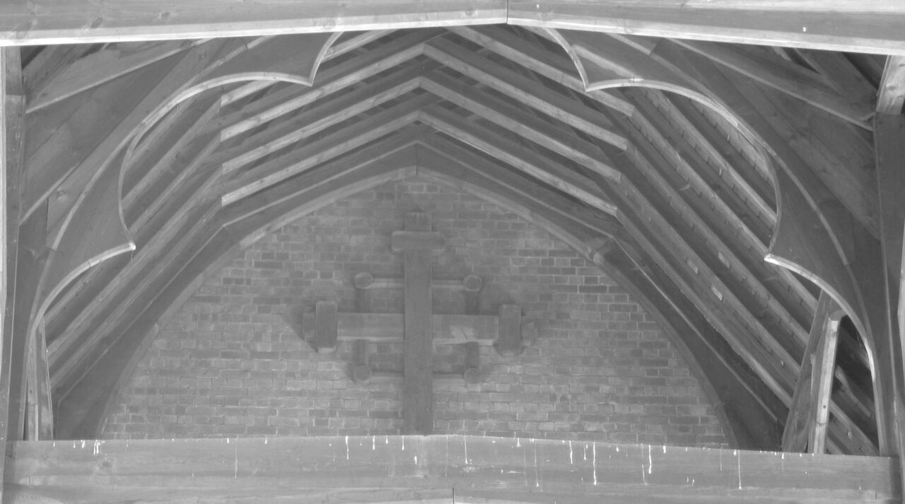 File:Detaiing on roof Beams - All Souls Church.jpg.jpg