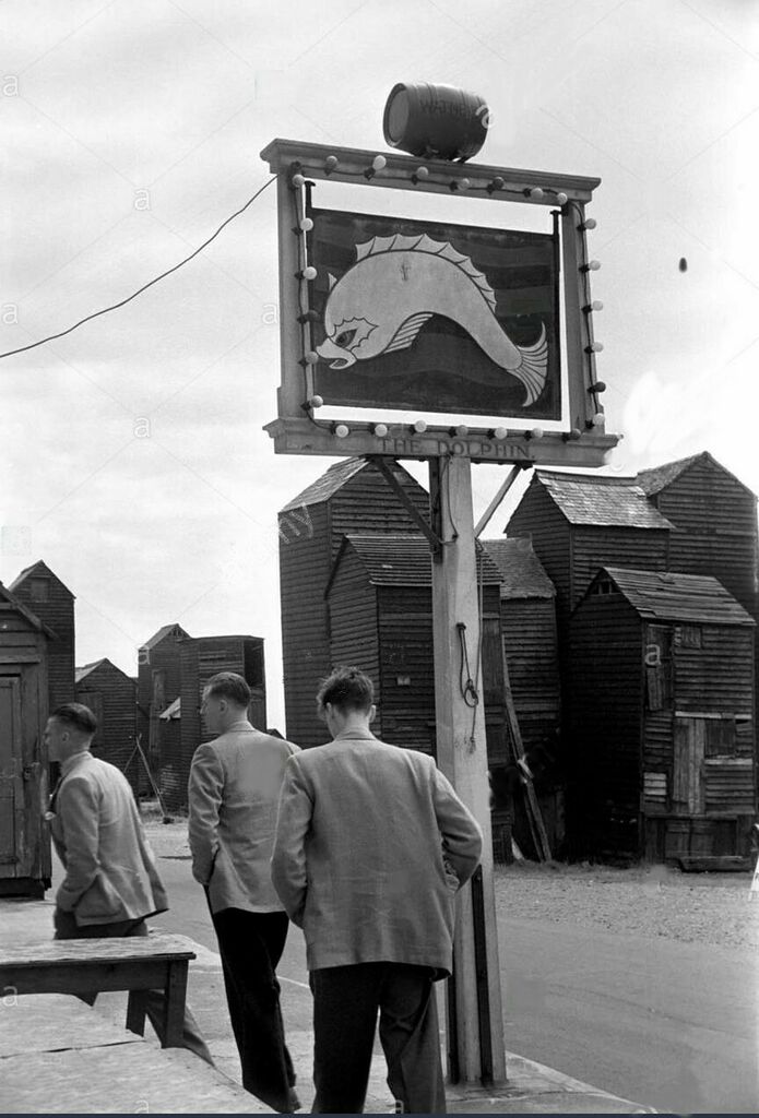 File:Dolphin, Rock a Nore Road c1960.jpg
