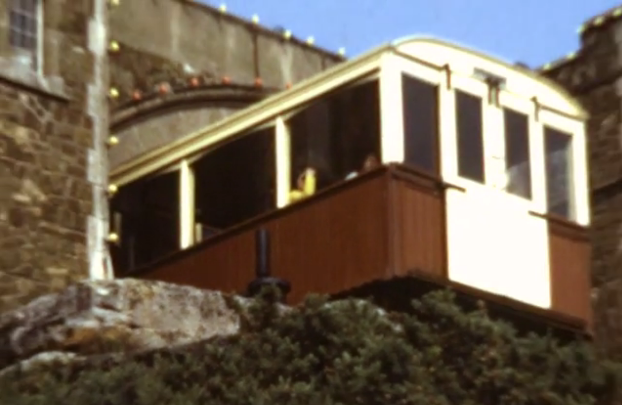 File:East Hill Lift top station.png