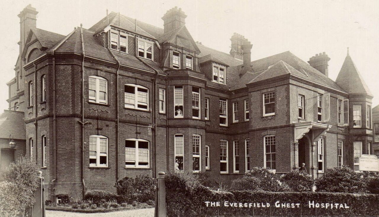File:Eversfield-Chest-Hospital-West-Hill-Road.-1910..jpg