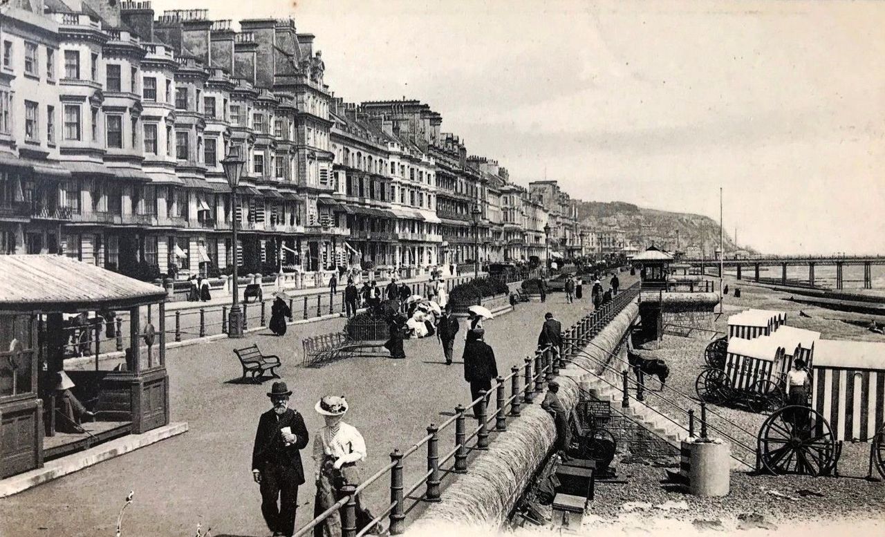 File:Eversfield-Place.-1906.jpg