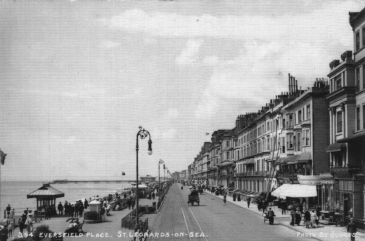 File:Eversfield-Place.-1910.jpg