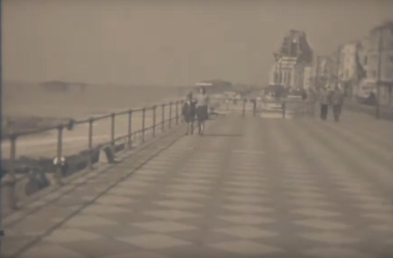 File:Eversfield Place Parade 1949.png