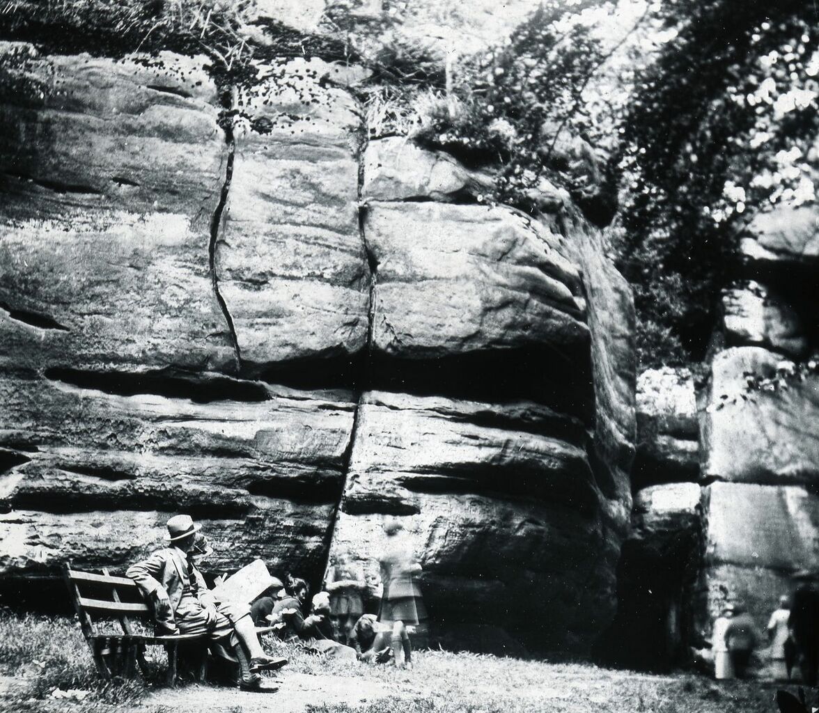 File:Fairlight-c1890..jpg