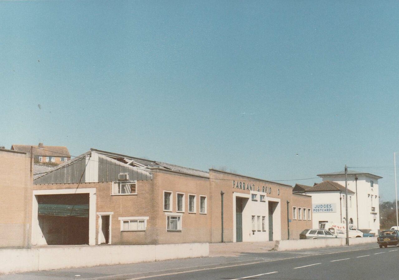 File:FarrantAndReid1988.jpeg