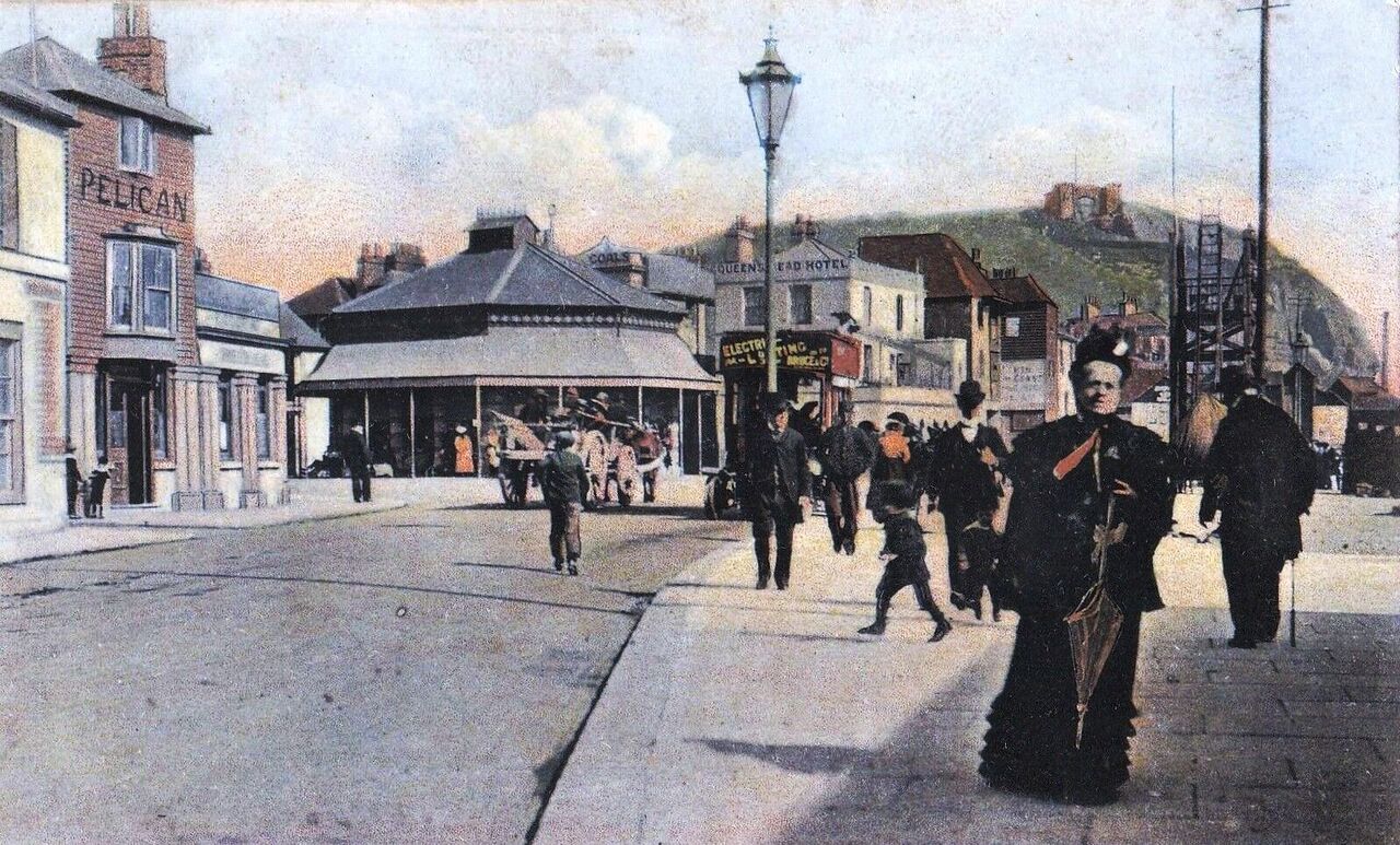 File:Fishmarket.-1910..jpg