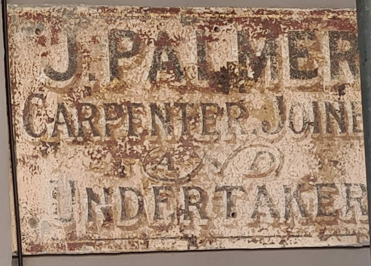 File:Ghost Sign Southwater Road.jpg