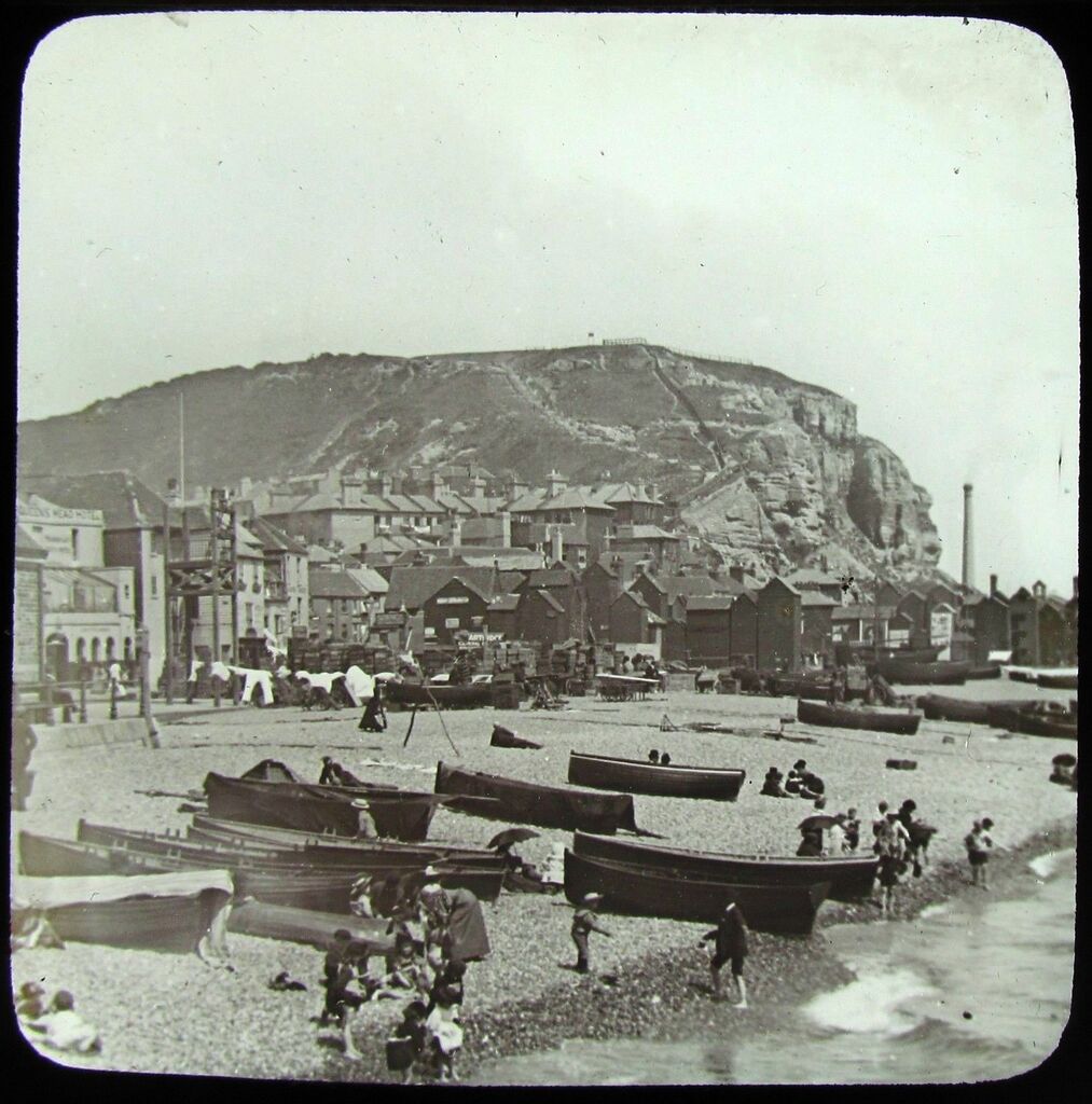 File:Glass-plate-of-Beach-and-stade-Hastings-1895..jpg