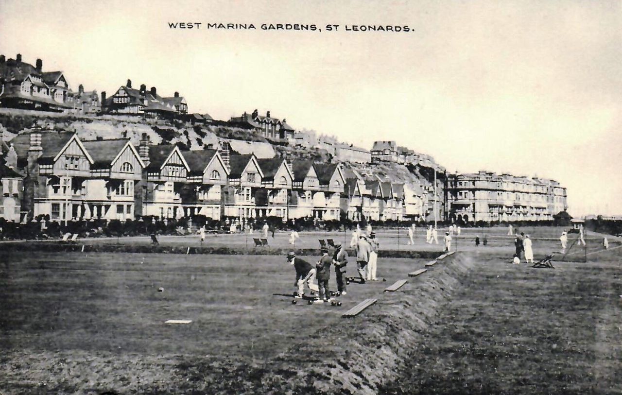 File:Grosvenor-gardens.-1920.jpg