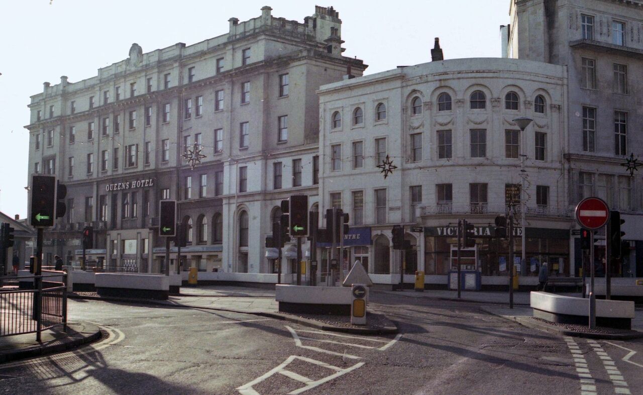 File:Harold Place c1980.jpg
