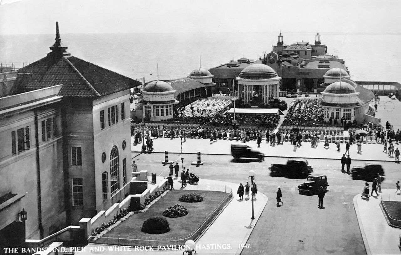 File:Hastings-Pier-taken-from-White-Rock-Gardens.-1936..jpg