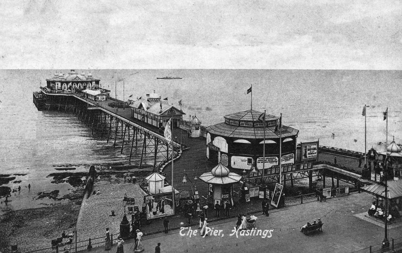 File:Hastings-Pier.-1904..jpg