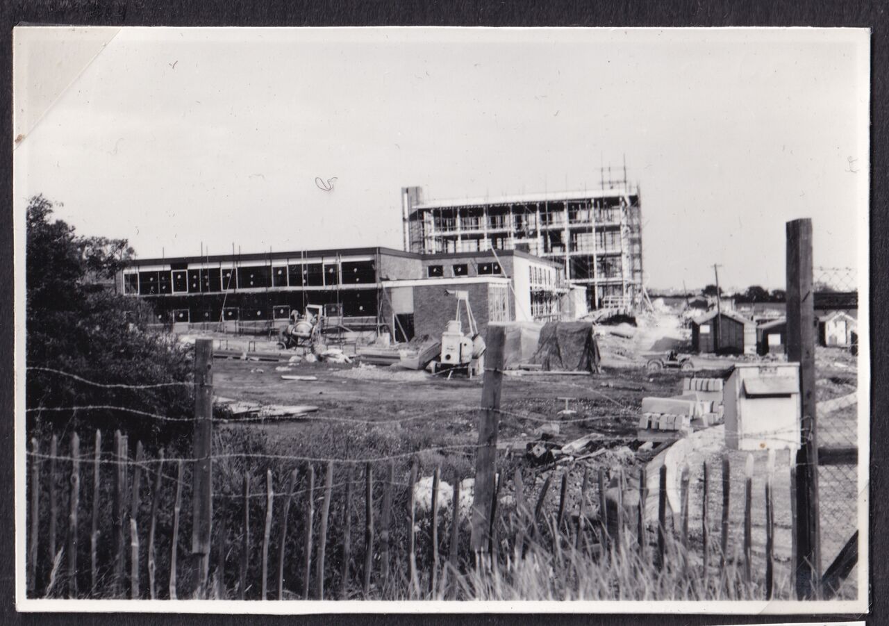 File:Hastings Grammar School Parkstone Road construction 1.jpg