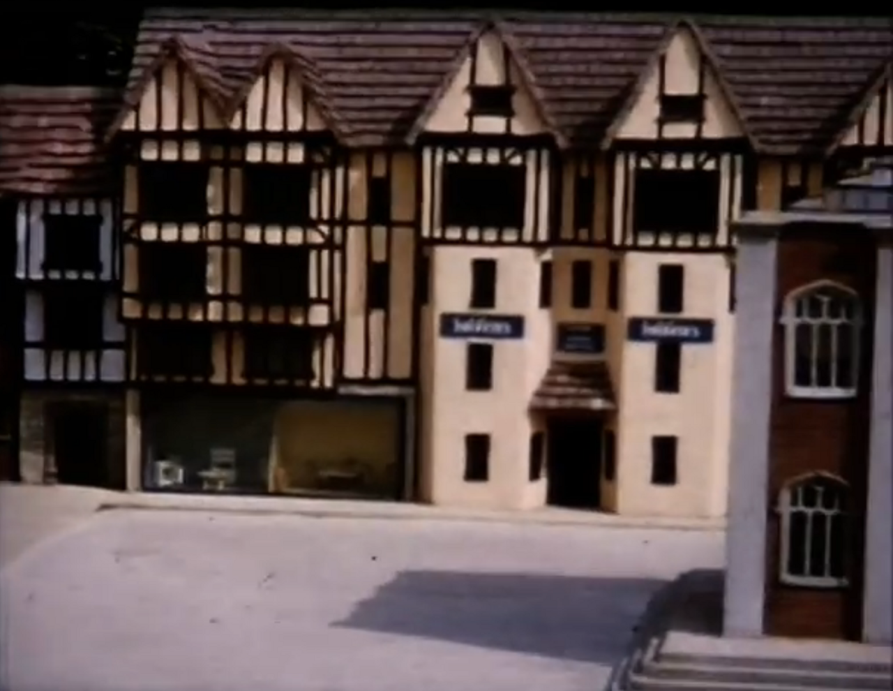 File:Hastings Model Village 1950s 06.png