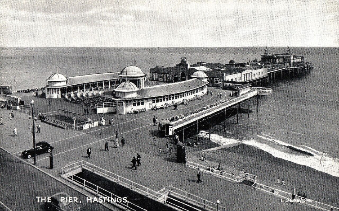 File:Hastings Pier c1955.jpg