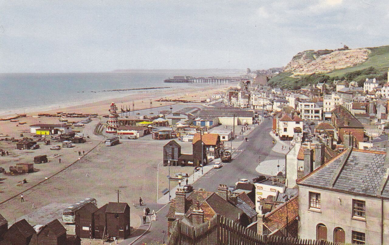 File:Hastings from The East Hill. - 5397852475.jpg