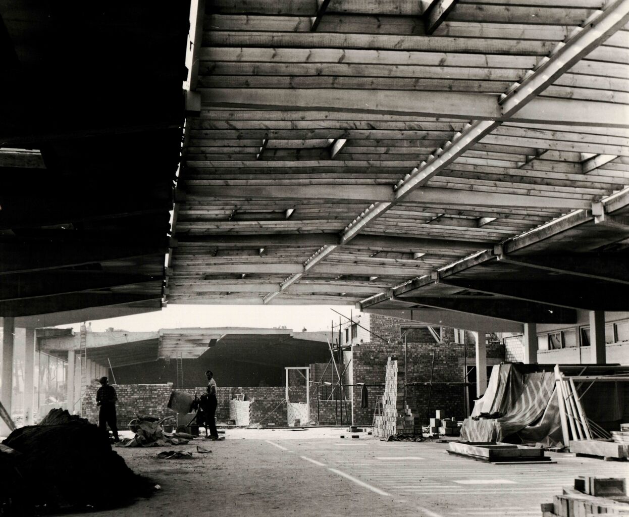 File:Indoor Bowls Pavilion Construction 1963.JPG