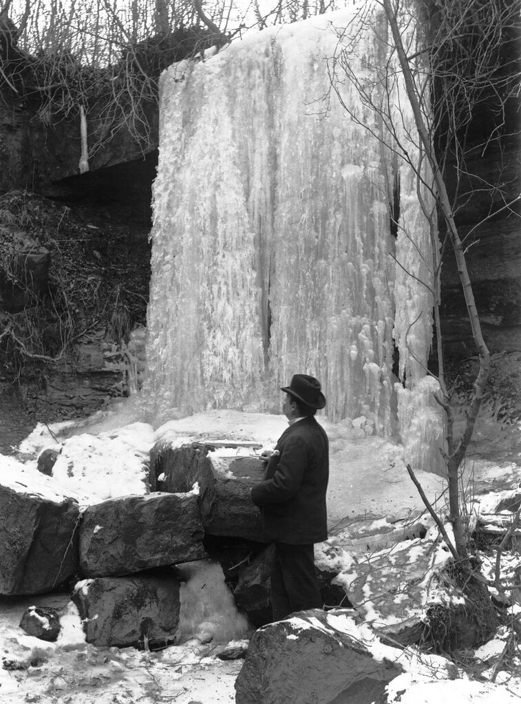 File:Old-Roar-Water-Fall-frozen-solid-1892..jpg