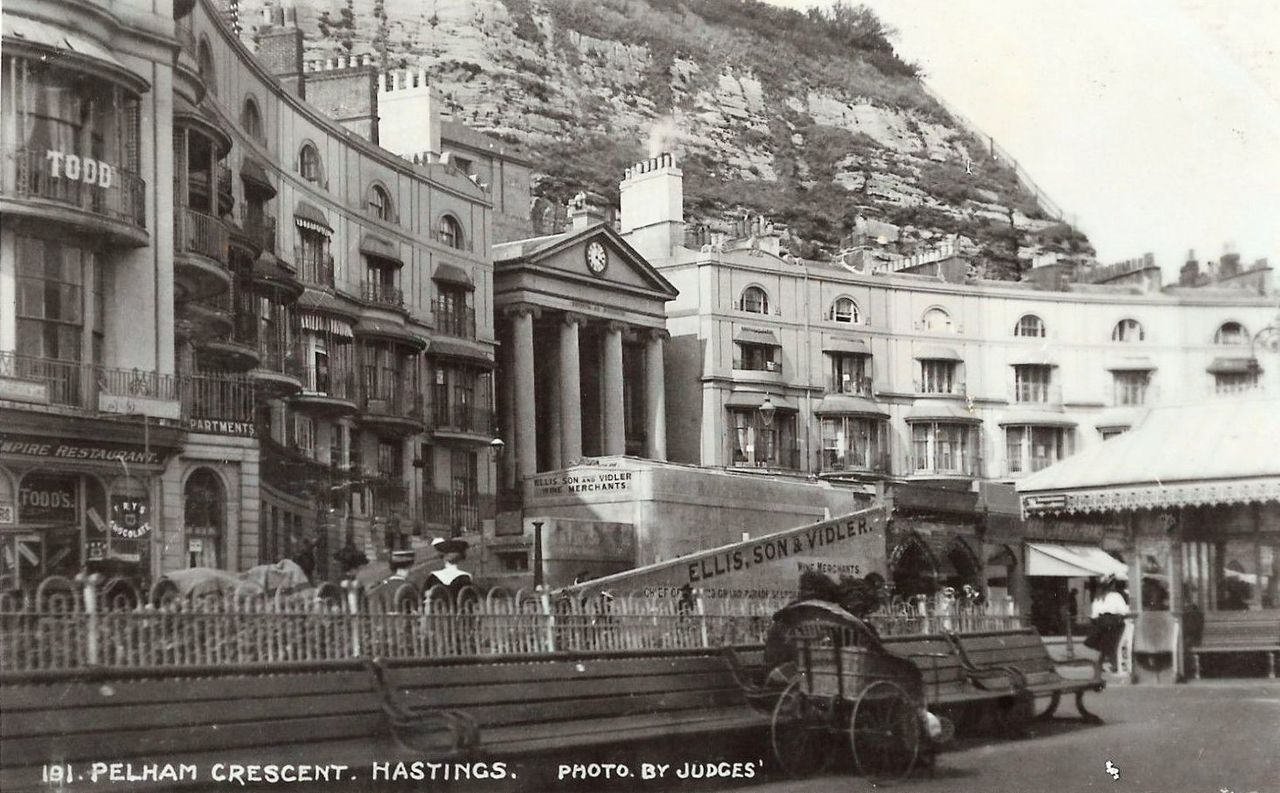 File:Pelham-Crescent.-1908..jpg