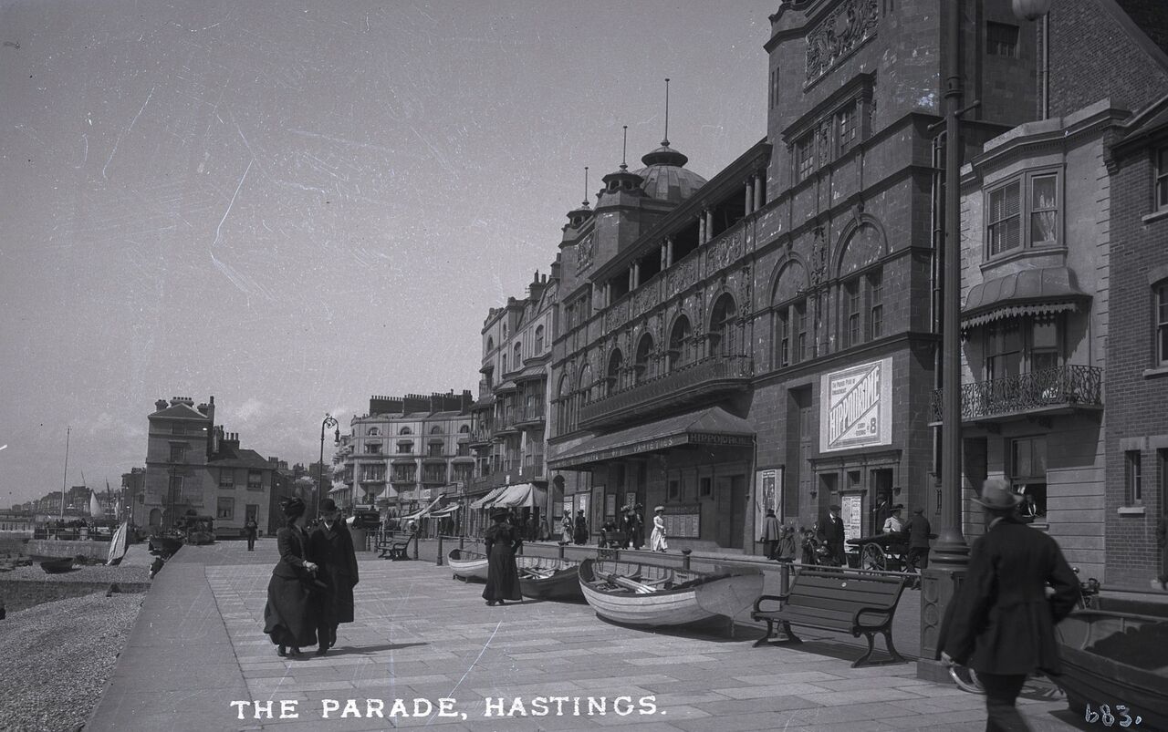 File:Pelham-Place-and-the-Royal-Hippodrome-Theatre.-1903..jpg