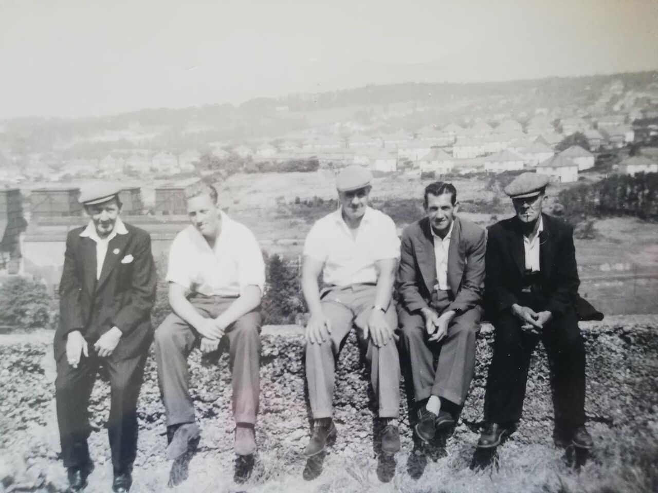 File:Power Station Construction workers at Fortune of War 1950s.jpg