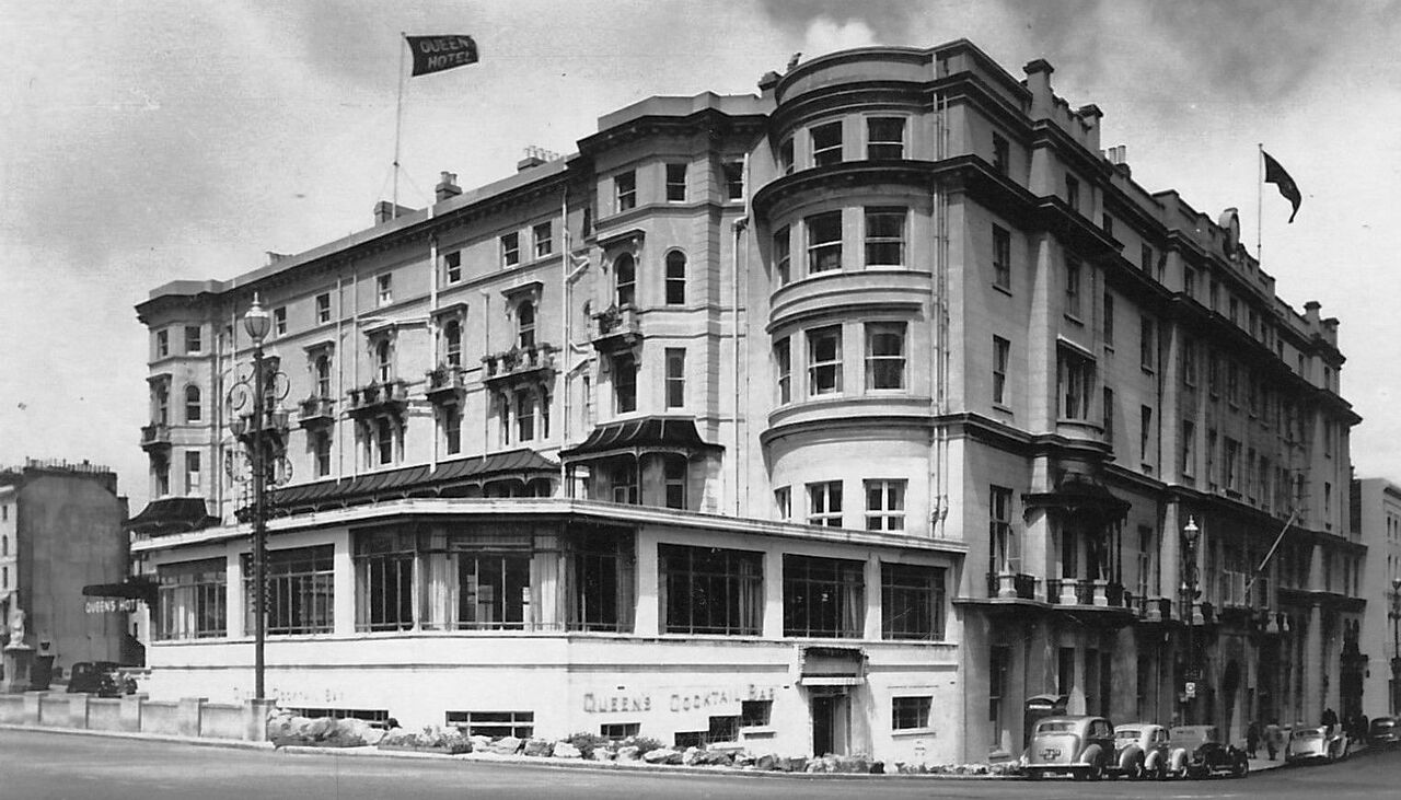 File:Queens-Hotel-1948-.jpg