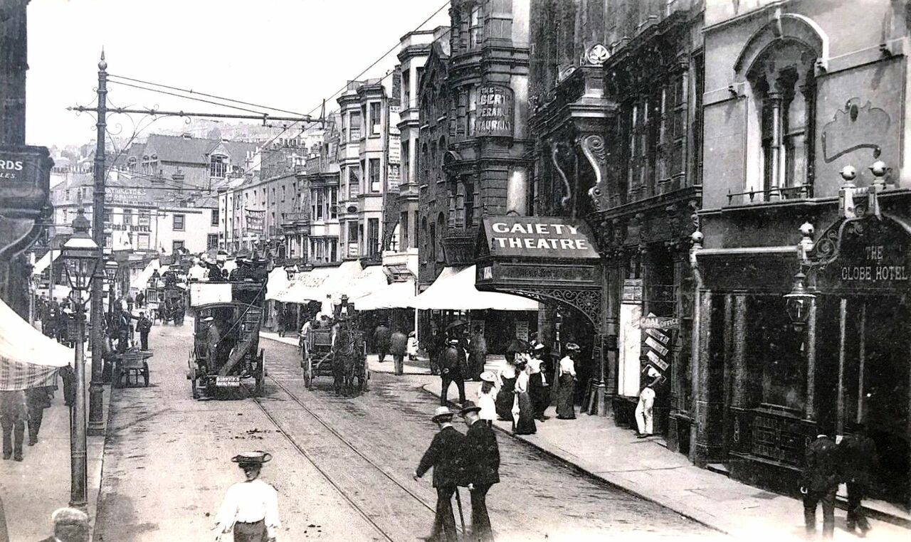 File:Queens-Road-1906..jpg