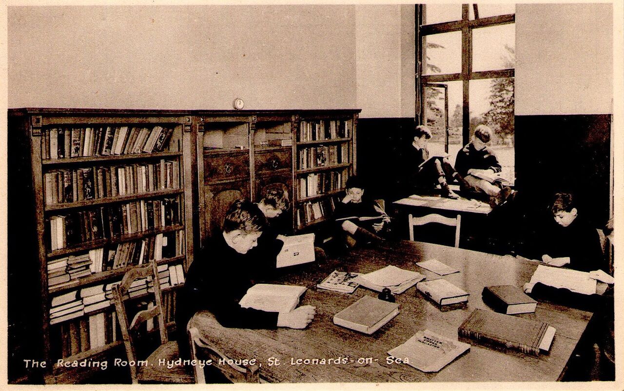 File:Reading Room c1958.jpg