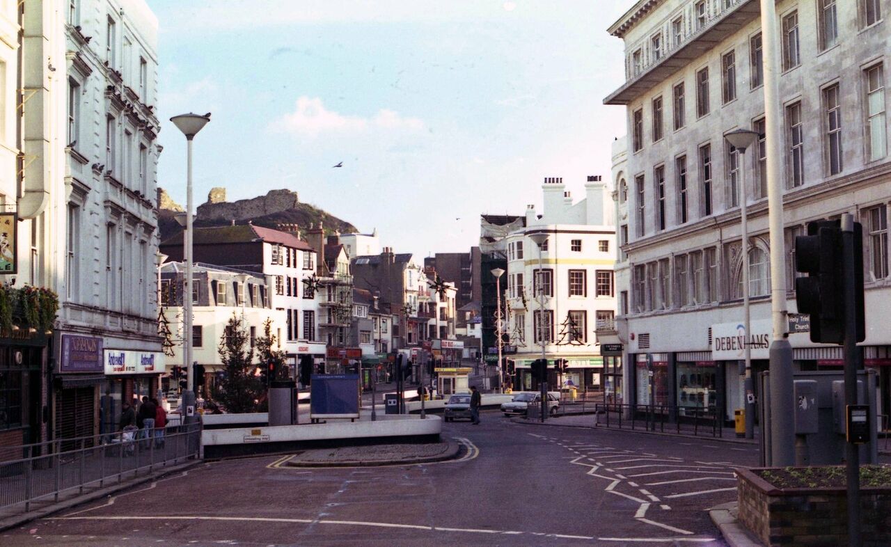 File:Robertson Street c1980.jpg