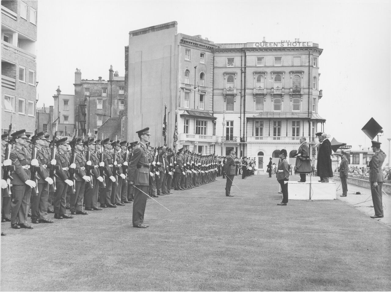 File:Robertson Terrace c1960.jpg