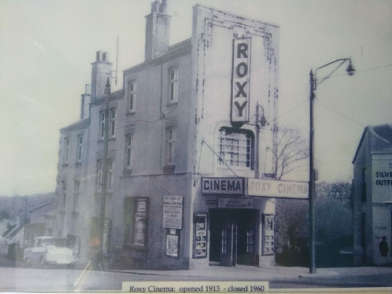 File:Roxy Cinema c1955.jpg