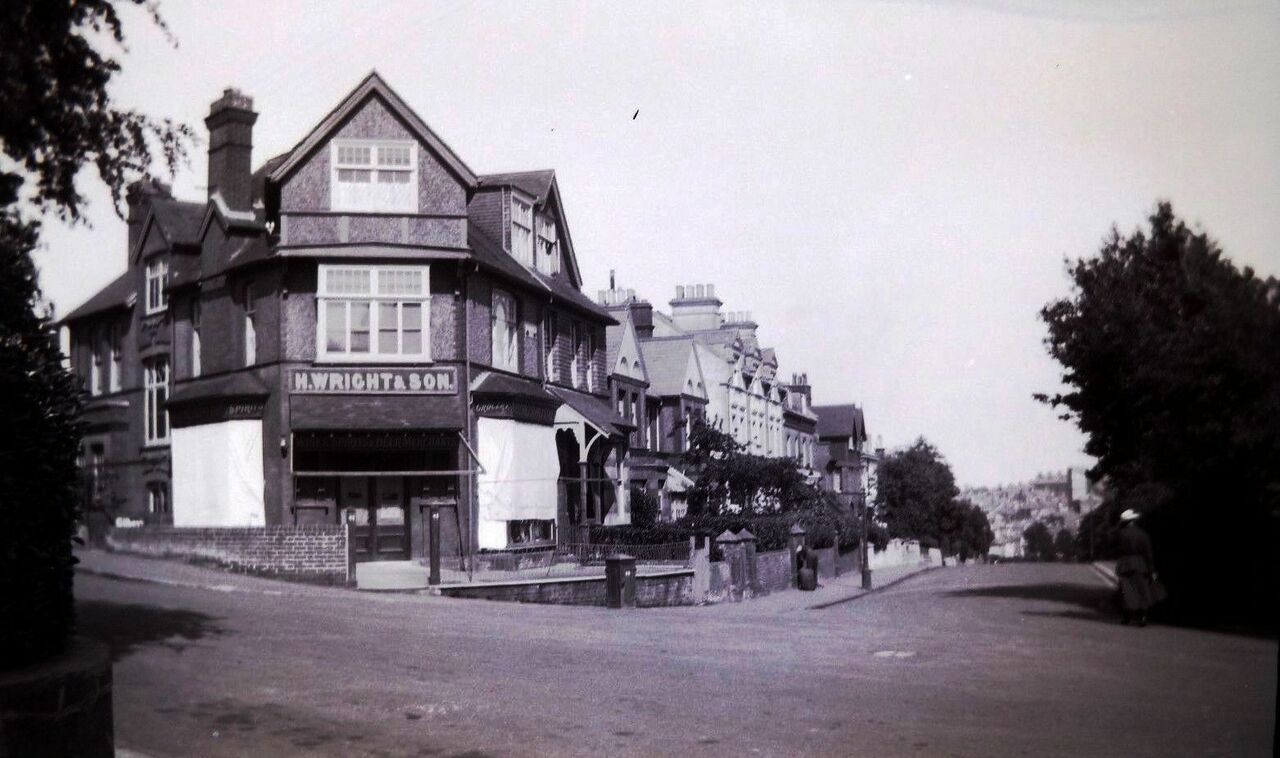 File:Sedlescombe-Road-South-Junction-of-Springfield-Road-1920..jpg