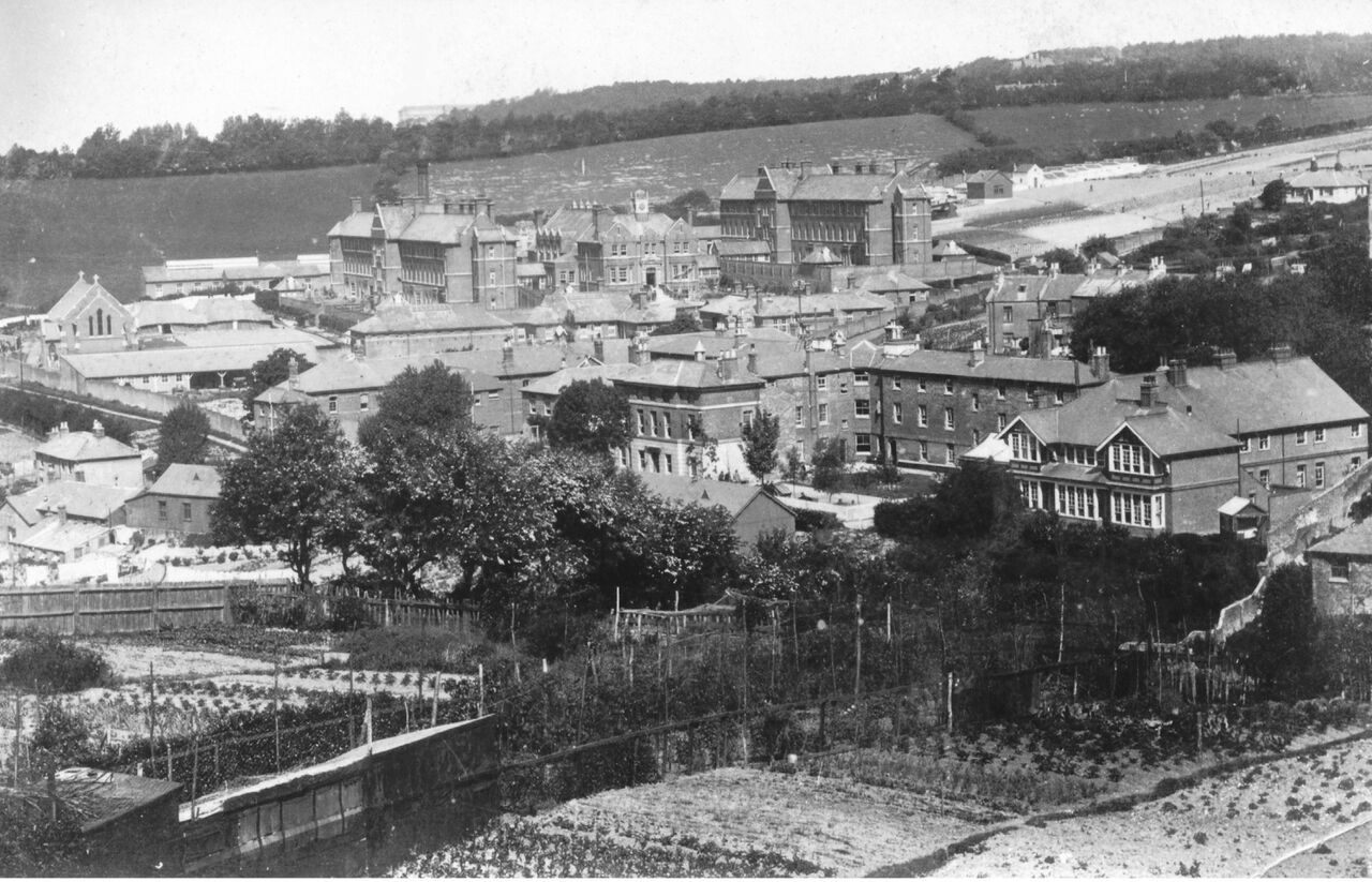 File:St-Helens-Hospital-c1920.jpg