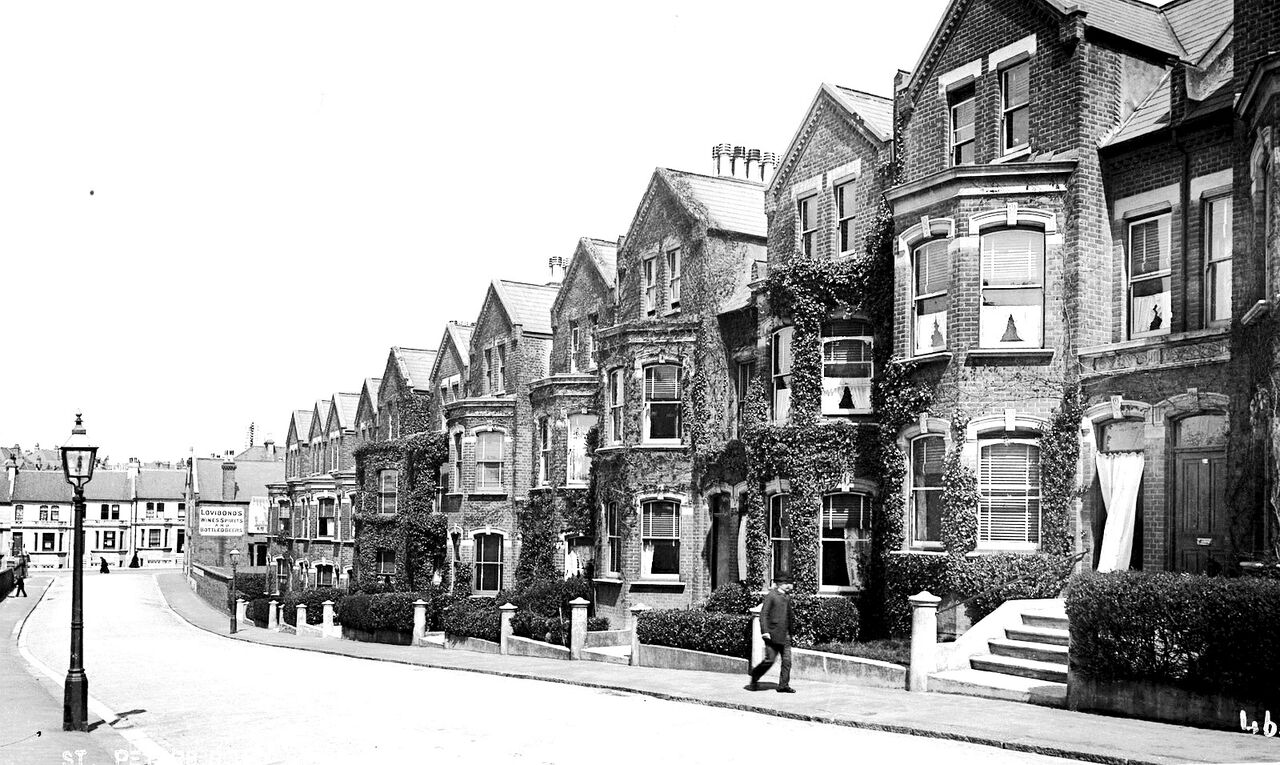 File:St-Peters-Road-St-Leonards-1905..jpg