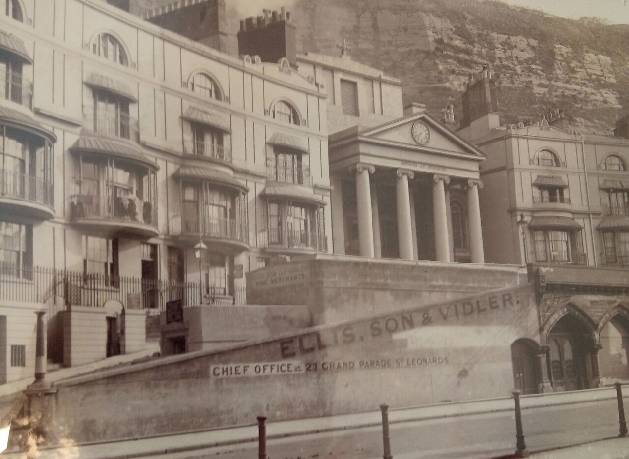 File:StMaryInTheCastle c1950.jpg