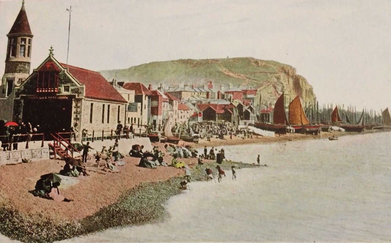 File:The-Fishmarket-and-the-Stade.-1900.jpg