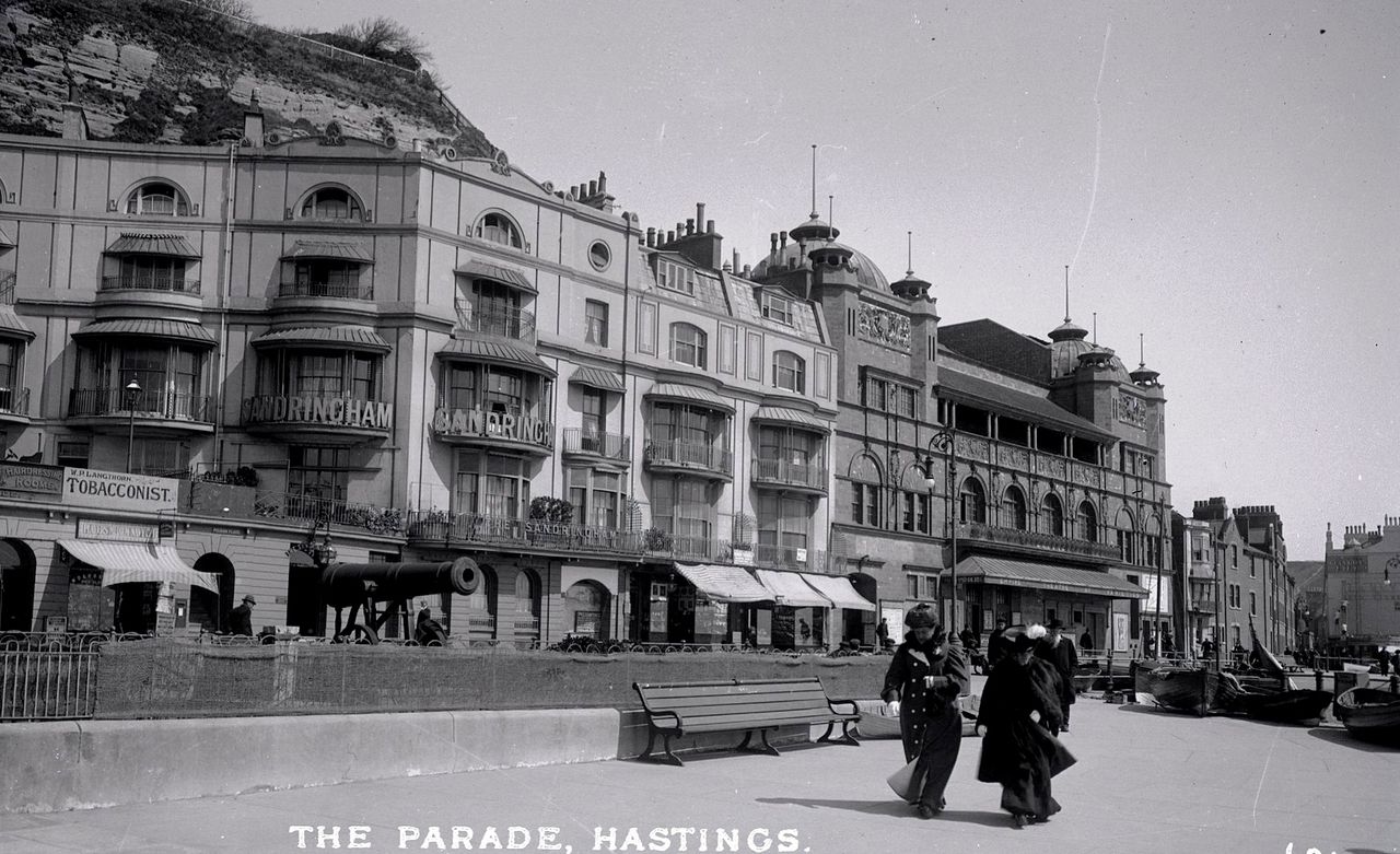 File:The-Parade-c1905..jpg